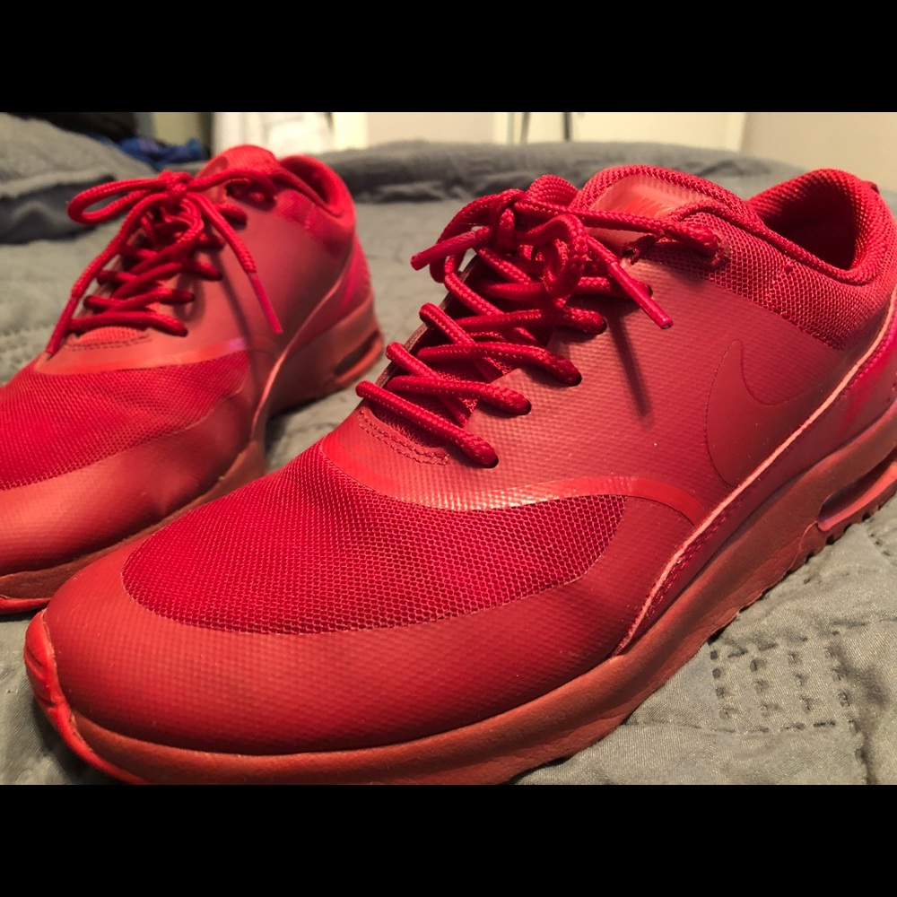 Red Nike’s